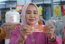 Jelang Akhir Tahun, Gunartin Berbagi Hadiah Kulkas hingga Blender Jelang Akhir Tahun, Gunartin Berbagi Hadiah Kulkas hingga Blender