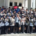 Peringati Hari Korpri ke-51, Pemkab Konawe Beri Penghargaan ke Sejumlah PNS dan Guru Peringati Hari Kopri ke-51, Pemkab Konawe Beri Penghargaan ke Sejumlah PNS dan Guru