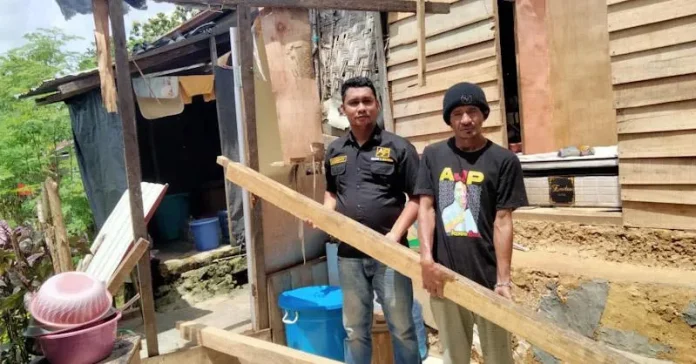 PSX_3227 AJP Bantu Warga Korban Angin Puting Beliung di Kelurahan Kendari Caddi