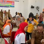 Hari Ibu, TP PKK Mubar Gelar Berbagai Lomba mulai dari Bola Gotong hingga Tata Rias Hari Ibu, TP PKK Mubar Gelar Berbagai Lomba mulai dari Bola Gotong hingga Tata Rias