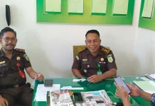Berkas Perkara Abdul Rahim Jangi Resmi Dilimpahkan ke Kejati Sultra Berkas Perkara Abdul Rahim Jangi Resmi Dilimpahkan ke Kejati Sultra