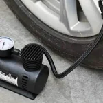 Ini Dia Pompa Ban Mobil Elektrik yang Bagus Rekomendasi Otoklix ILUSTRASI pompa ban