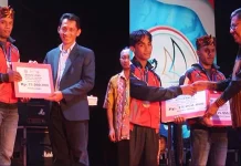 Bupati Wakatobi Beri Bonus Rp25 Juta untuk Peraih Medali Emas di Porprov Bupati Wakatobi Beri Bonus Rp25 Juta untuk Peraih Medali Emas di Porprov