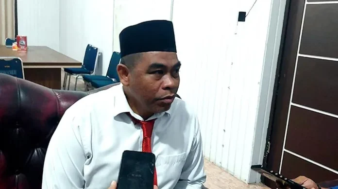 Ketua Bawaslu Sultra Hamiruddin Udu