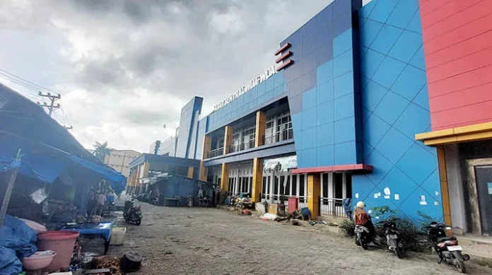 Pasar Sentral Wua-wua Kendari, Sulawesi Tenggara (Sultra)