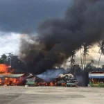 5 Kios Warga Hangus Terbakar di Pelabuhan Sawae Konkep, Kerugian Capai Rp200 Juta 5 Kios Warga Hangus Terbakar di Pelabuhan Sawae Konkep, Kerugian Capai Rp200 Juta
