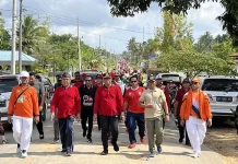 Pj Bupati Mubar Sebut Jalan Sehat Kerukunan Ajang Silaturahmi Antarumat Beragama Pj Bupati Mubar Sebut Jalan Sehat Kerukunan Ajang Silaturahmi Antarumat Beragama