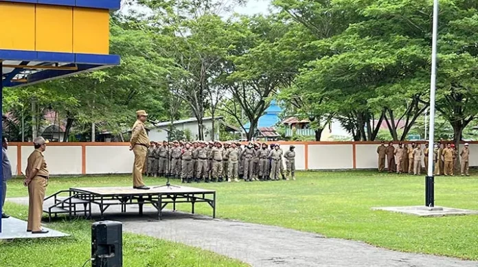 Pj Bupati Mubar Warning ASN, Kades dan Perangkat Desa Tak Ikut Politik Praktis Pj Bupati Mubar Warning ASN, Kades dan Perangkat Desa Tak Ikut Politik Praktis