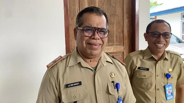 Kepala Dinas PMPTSP Mubar, La Ode Hanafi