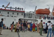 Libur Semester, Mahasiswa yang Hendak Pulang Kampung Padati Kapal Sabuk Nusantara 44 Libur Semester, Mahasiswa yang Hendak Pulang Kampung Padati Kapal Sabuk Nusantara 44