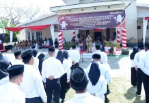 KPU Kendari Lantik 195 Anggota PPS, Bertugas di 65 Kelurahan KPU Kendari Lantik 195 Anggota PPS, Bertugas di 65 Kelurahan