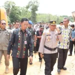 Banyak Warga Gantungkan Hidup di Tambang Pasir Nambo Banyak Warga Gantungkan Hidup di Tambang Pasir Nambo