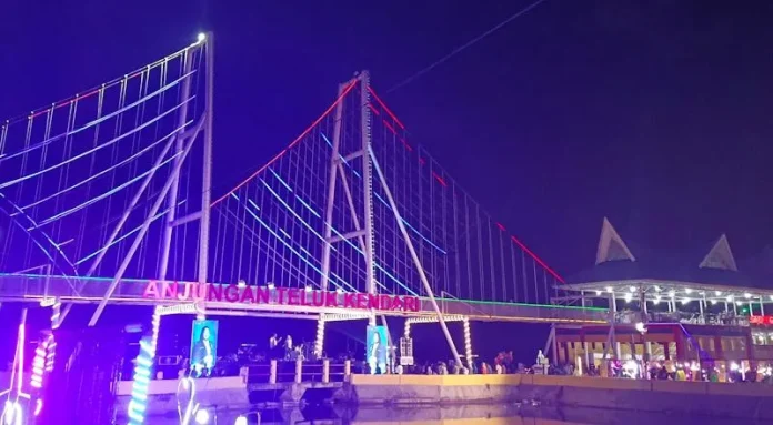 Semarak Malam Tahun Baru, Anjungan Teluk Kendari Sukses Gelar Pesta Rakyat