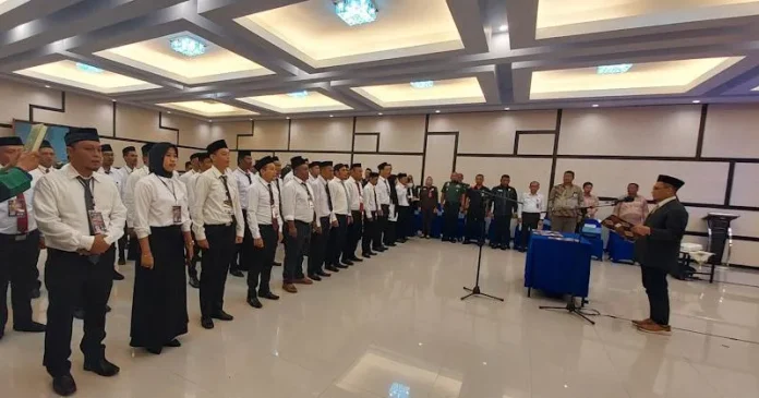 PPK Pemilu 2024 di Kota Kendari Resmi Dilantik