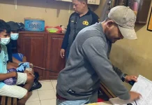 Pelaku Pemerkosaan di Wawonii Selatan Dipindahkan ke Rutan Polresta Kendari Pelaku Pemerkosaan di Wawonii Selatan Dipindahkan ke Rutan Polresta Kendari