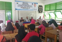 Anggota DPRD Sudarmanto Target Prioritaskan Sarana dan Prasarana di SMAN 9 Kendari Anggota DPRD Sudarmanto Target Prioritaskan Sarana dan Prasarana di SMAN 9 Kendari