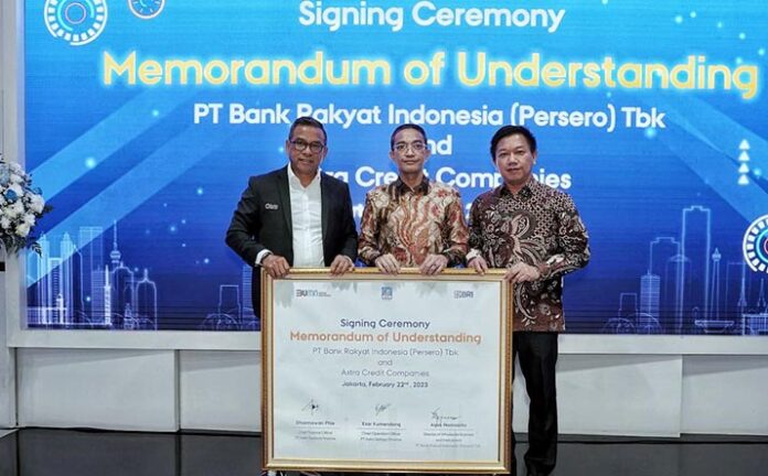 Dorong Digitalisasi Perusahaan Pembiayaan, BRI Jalin Kerja Sama dengan Astra Credit Companies Group