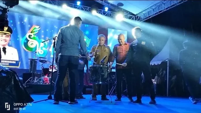 Bupati Kery Sebut Konawe Masuk Tiga Besar Pemerintah Terbaik se-Indonesia Bupati Kery Sebut Konawe Masuk Tiga Besar Pemerintah Terbaik se-Indonesia