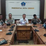 Masyarakat Nambo Lakukan Aksi, Tolak Penutupan Tambang Pasir