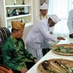 Pemkot Kendari Gelar Ritual Adat Mo’oli untuk Resmikan Penggunaan Gedung Balai Kota Pemkot Kendari Gelar Ritual Adat Mo'oli untuk Resmikan Penggunaan Gedung Balai Kota