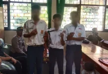 Polsek Mandonga Temukan 3 Pelajar SMP di Kendari Bawa Busur ke Sekolah Polsek Mandonga Temukan 3 Pelajar SMP di Kendari Bawa Busur ke Sekolah