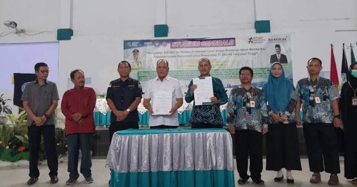 Poltekkes Kemenkes Kendari dan Pemkab Konut Teken MoU