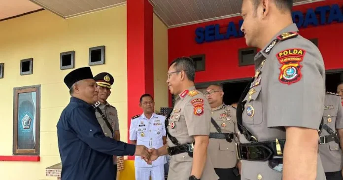 Bupati Konawe Target Tiap Tahun Ada Anak Daerah yang Jadi Polisi