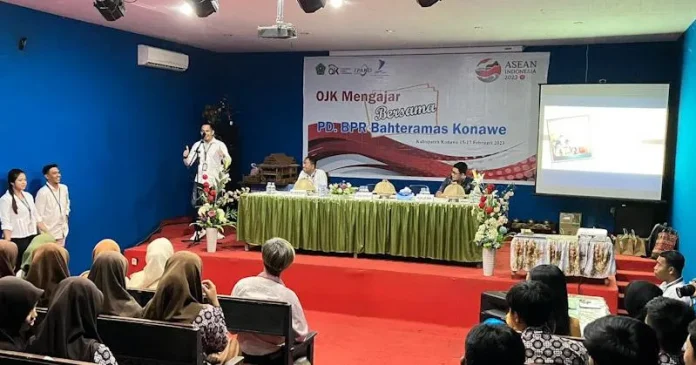 OJK dan BPR Bahteramas Konawe Perkuat Literasi Keuangan Digital Pelajar SMAN 1 Wawotobi