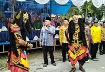 Gelar Karnaval Budaya di HUT Konawe ke-63, Kery: Kita Harus Bangga Menjadi Warga Konawe Gelar Karnaval Budaya di HUT Konawe ke-63, Kery: Kita Harus Bangga Menjadi Warga Konawe