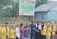 Mahasiswa Prodi Sarjana Kesmas UMW Buat Taman Toga dan Cegah ISPA di Desa Sambaraasi Mahasiswa Prodi Sarjana Kesmas UMW Buat Taman Toga dan Cegah ISPA di Desa Sambaraasi