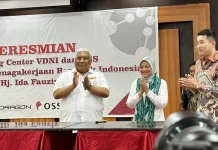 Menaker Sambangi VDNI, Resmikan Training Center Hingga Terima Bantuan Alat Berat Menaker Sambangi VDNI, Resmikan Training Center Hingga Terima Bantuan Alat Berat