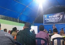 Sering Longsor, Ketua DPRD Sultra Realisasikan Aspirasi Warga Watu-Watu Sering Longsor, Ketua DPRD Sultra Realisasikan Aspirasi Warga Watu-Watu