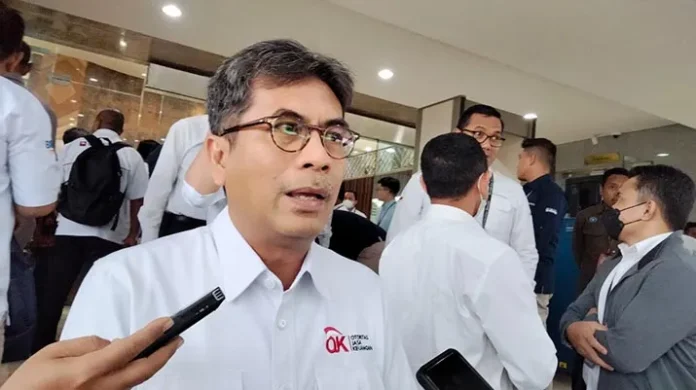 Kepala OJK Sultra Arjaya Dwi Raya
