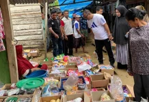 Pj Bupati Mubar Temukan Kenaikan Harga Beras dan Minyak Goreng di Pasar Sinar Surya Pj Bupati Mubar Temukan Kenaikan Harga Beras dan Minyak Goreng di Pasar Sinar Surya