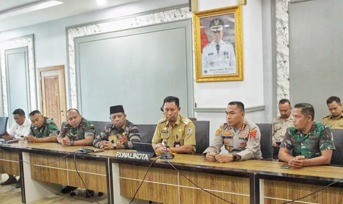 Pj Wali Kota Kendari: Pengurusan Izin Usaha Harus Sesuai SOP