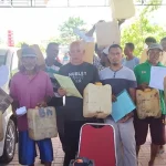 Kelompok Nelayan Berburu Solar Subsidi di APMS Waelumu