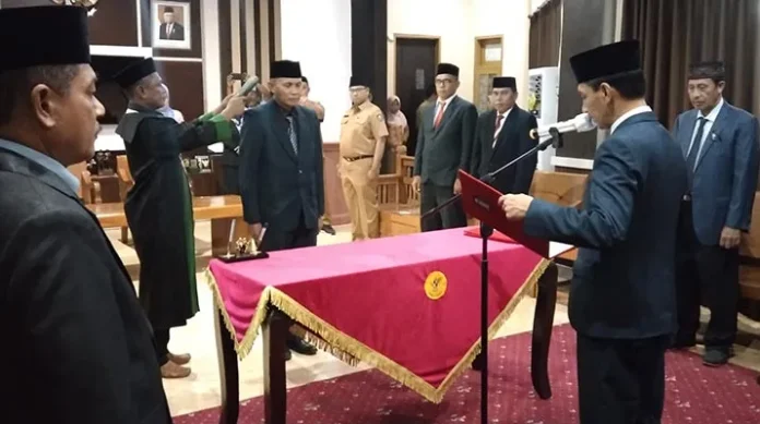Bupati Lantik Pj Sekda Wakatobi