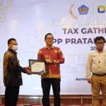 Bank Sultra Jadi Pembayar Pajak Terbesar Bank Sultra Jadi Pembayar Pajak Terbesar