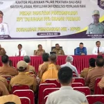 Pj Bupati Mubar ke ASN: Harus Jadi Panutan Pajak Pj Bupati Mubar ke ASN: Harus Jadi Panutan Pajak