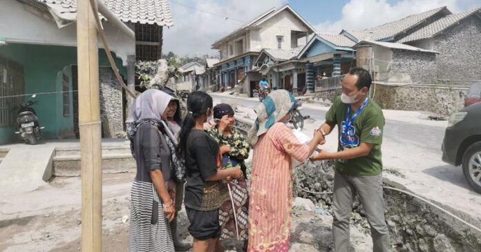 Tanggap Bencana Erupsi Gunung Merapi, BRI Salurkan Bantuan bagi Warga Terdampak