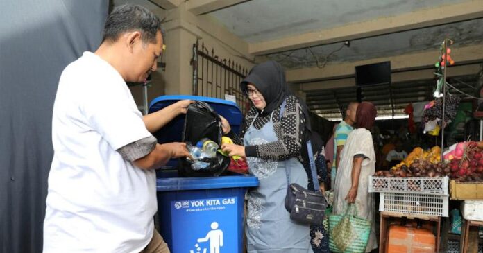 Gerakan Anti Sampah, BRI Peduli Jadikan Pasar Rogojampi sebagai Pasar Percontohan Pengelolaan Sampah