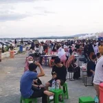 Masjid Al-Alam Kendari Masih Jadi Pilihan Warga untuk Ngabuburit Masjid Al-Alam Kendari Masih Jadi Pilihan Warga untuk Ngabuburit