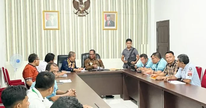 Rapat Bersama KPU, Pemkab Mubar Bedah Dana Hibah Pilkada 2024