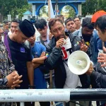 Dinilai Keliru, Forum Bersama Jurnalis Sultra Kecam Aksi Polres Baubau Tangani Sengketa Pers Dinilai Keliru, Forum Bersama Jurnalis Sultra Kecam Aksi Polres Baubau Tangani Sengketa Pers