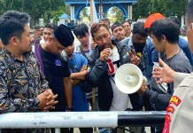 Dinilai Keliru, Forum Bersama Jurnalis Sultra Kecam Aksi Polres Baubau Tangani Sengketa Pers Dinilai Keliru, Forum Bersama Jurnalis Sultra Kecam Aksi Polres Baubau Tangani Sengketa Pers