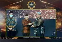 97,45 Persen Penduduknya Terdaftar JKN, Pemprov Sultra Dianugerahi Penghargaan UHC 97,45 Persen Penduduknya Terdaftar JKN, Pemprov Sultra Dianugerahi Penghargaan UHC