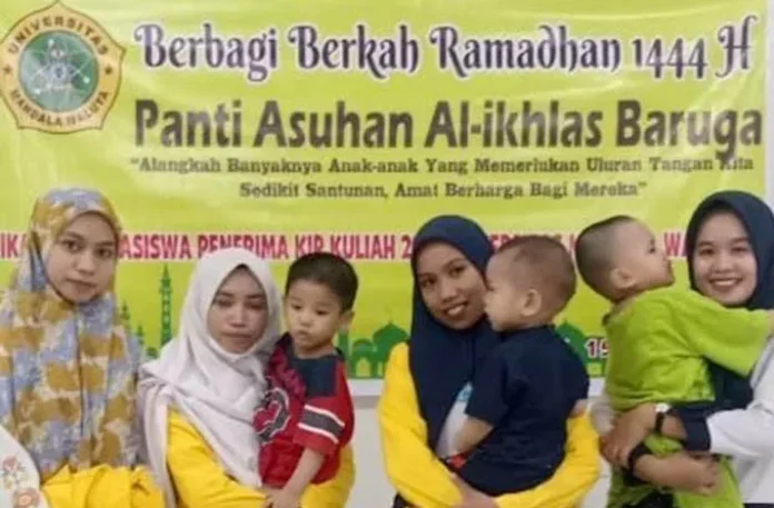 Mahasiswa UMW Kendari Penerima KIP Kuliah Berbagi di Panti Asuhan Al-Ikhlas