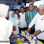 Ali Mazi Apresiasi Pasar Murah Kadin di Buteng Ali Mazi Apresiasi Pasar Murah Kadin di Buteng