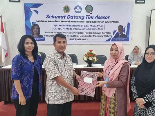 Prodi Farmasi UMW Kendari Raih Akreditasi Baik Sekali, Profesi Apoteker Segera Dibuka Prodi Farmasi UMW Kendari Raih Akreditasi Baik Sekali, Profesi Apoteker Segera Dibuka