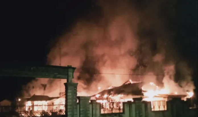 Kantor Dinas PUPR di Mubar Ludes Terbakar